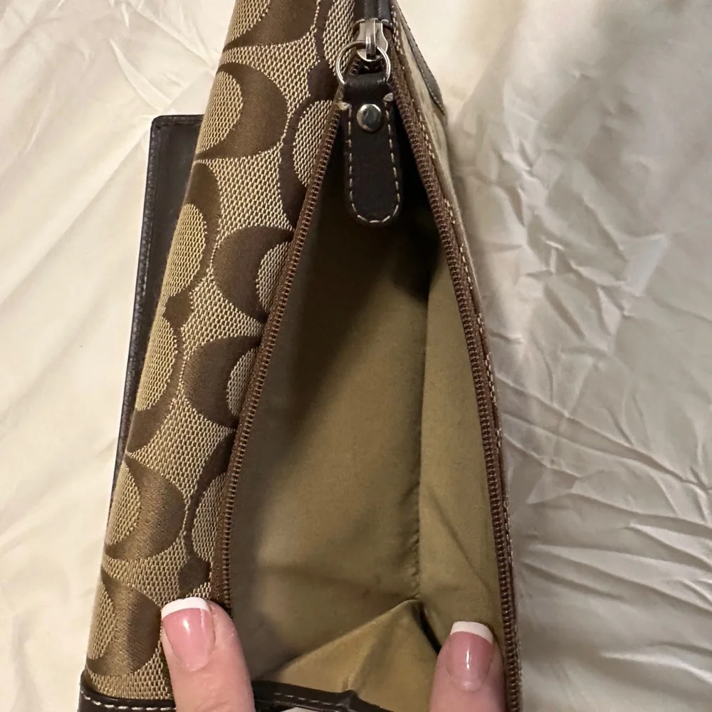Vintage Coach Brown and Tan Wallet with checkbook insert. - Picture 3 of 8